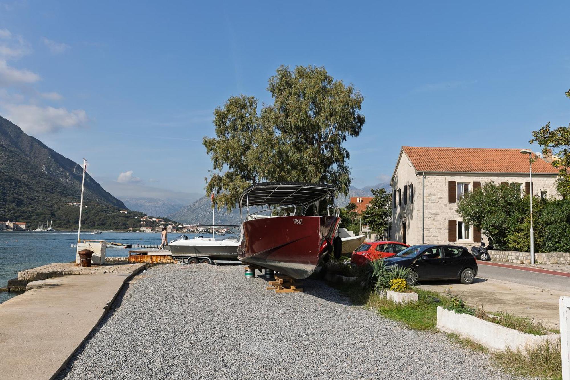 Verdi Kotor Exteriér fotografie
